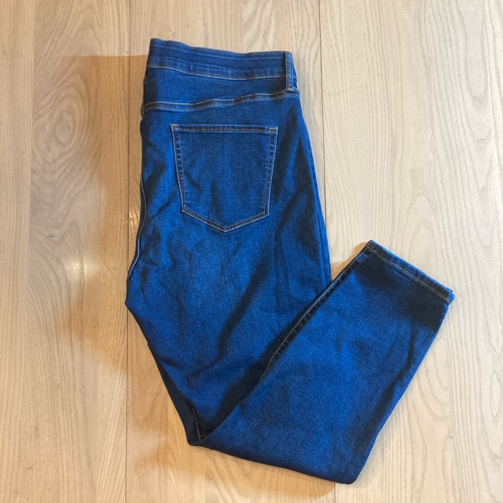 Target Ava & Viv High Rise Dark Wash Skinny Jeans with Comfort Band